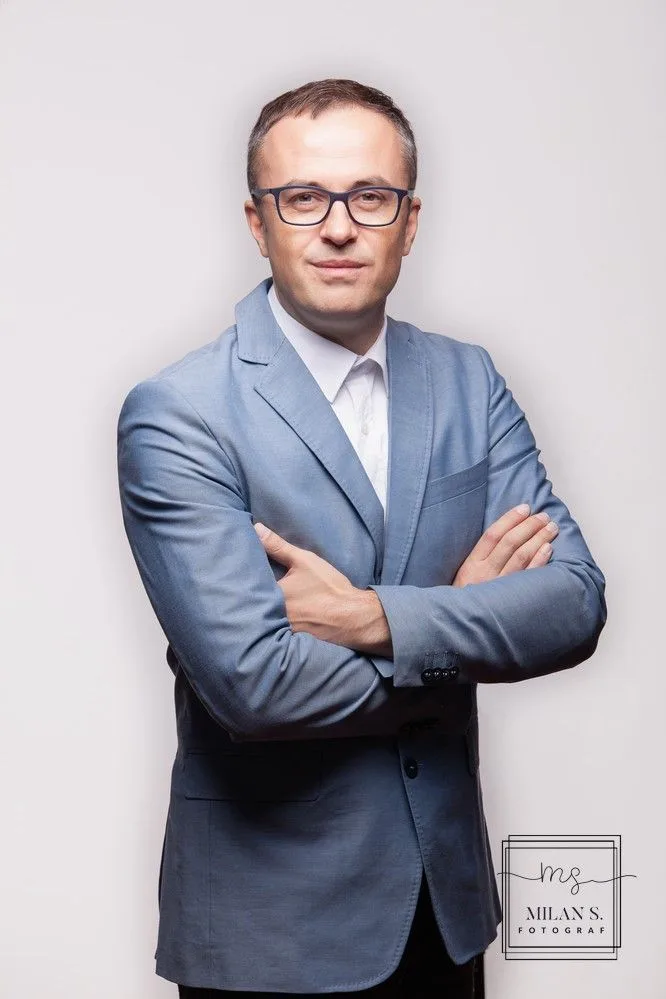 primer fotografije za naslovnu stranu knjige