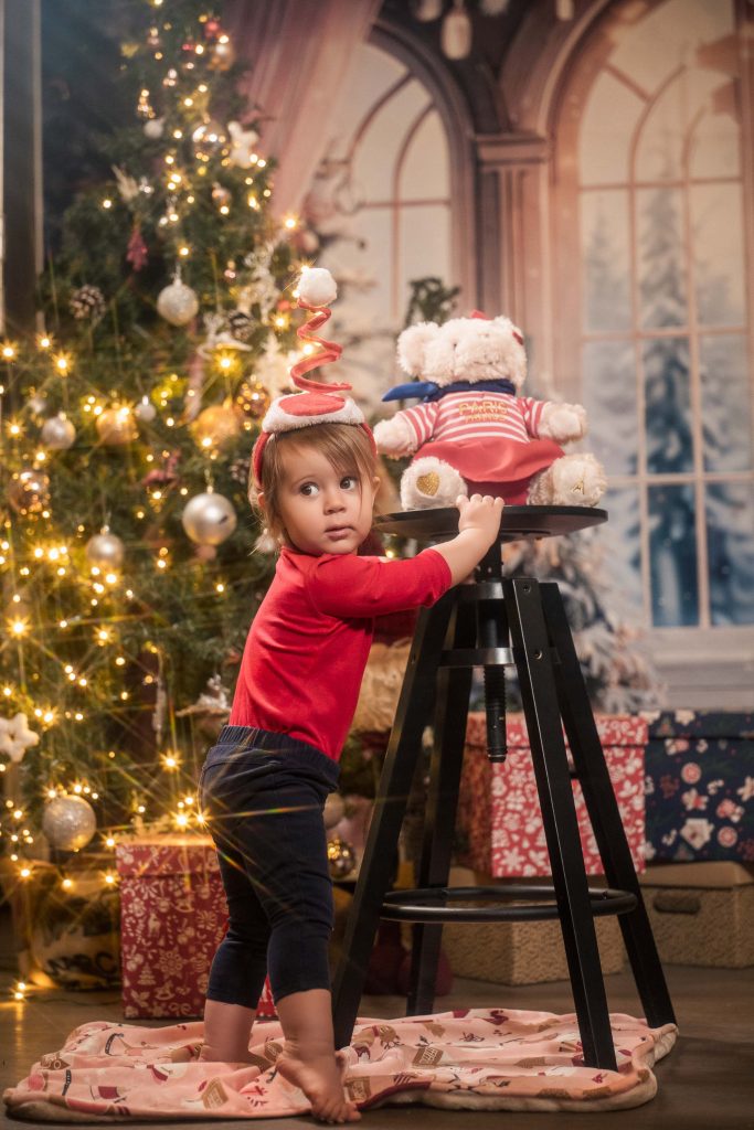 Porodicno novogodisnje fotografisanje u foto studiju u Novom Sad